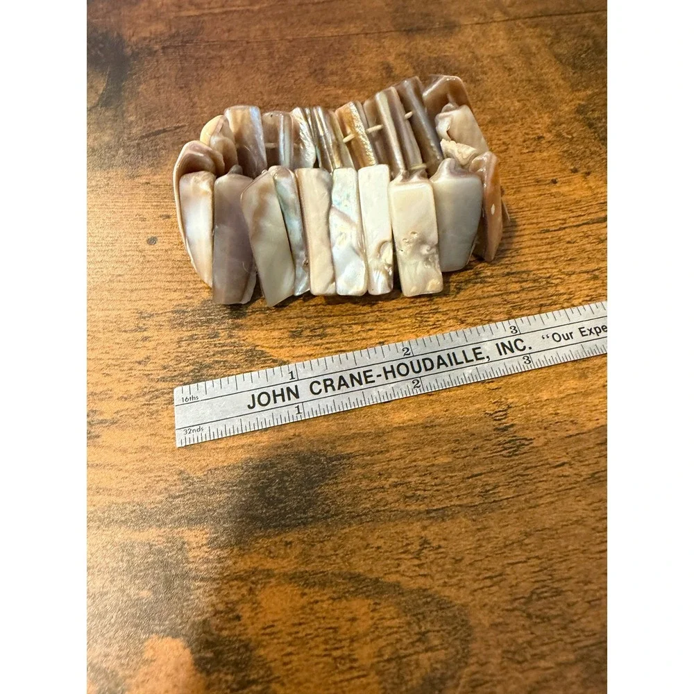 Natural Mother of Pearl‎ Shell Stretch Bracelet Iridescent Boho Tile Cream Tan